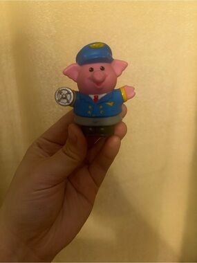 Vintage little people animalville pig pilot